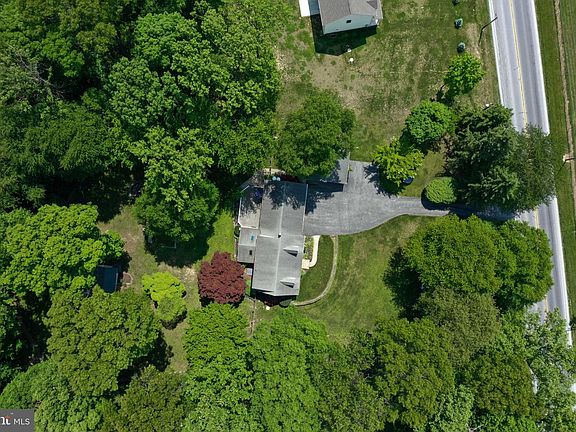2nd image of 1089 Robert Fulton Hwy