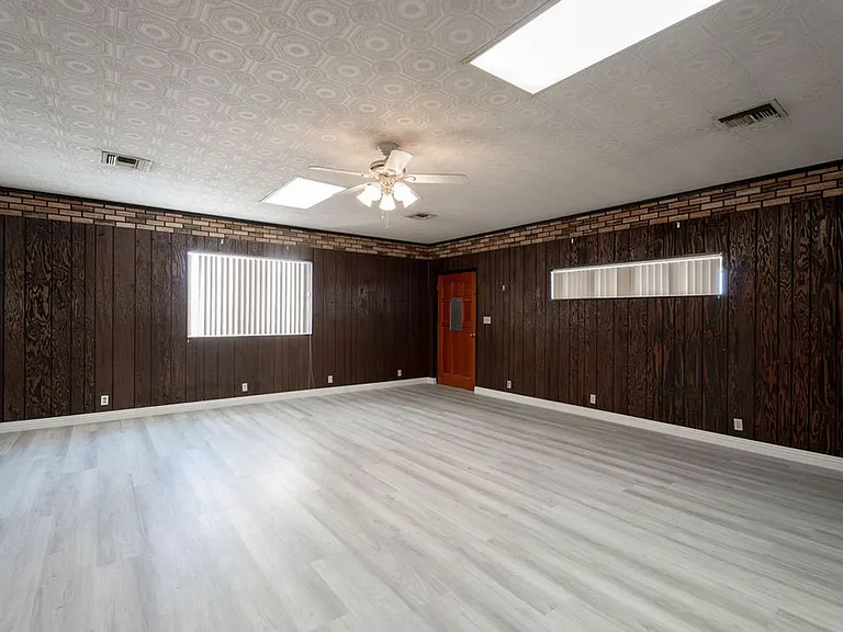 5185 Sun Valley Dr — Photo 15