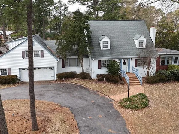 862 E Sparrow Rd, Virginia Beach, VA 23464