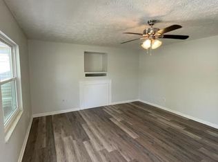 1754 Woodpointe Dr, Knoxville, TN 37931