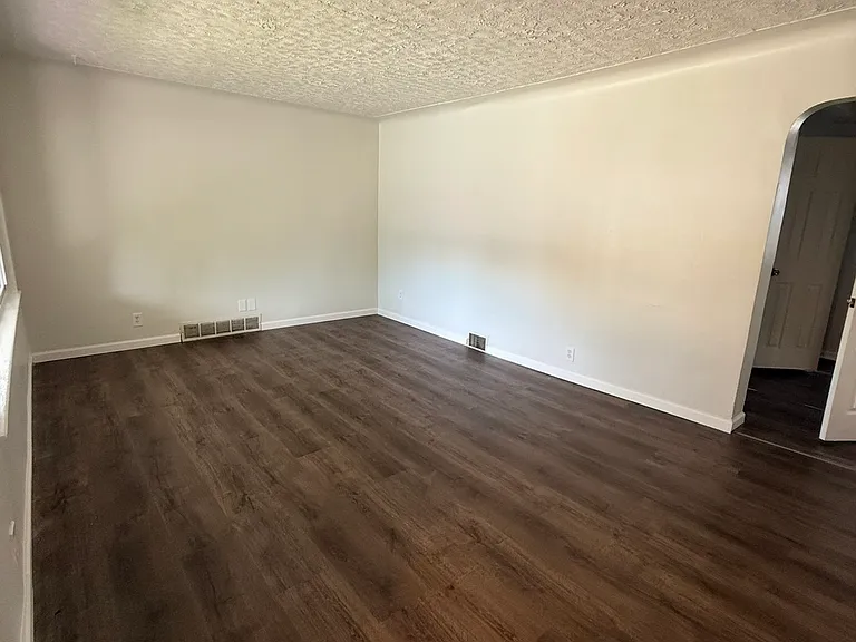 8449 Fisher Ave — Photo 3