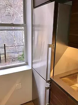 Rented by Douglas Elliman | media 22