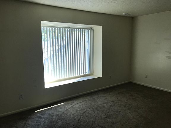 4th image of 3644 Smokey Chamber Dr