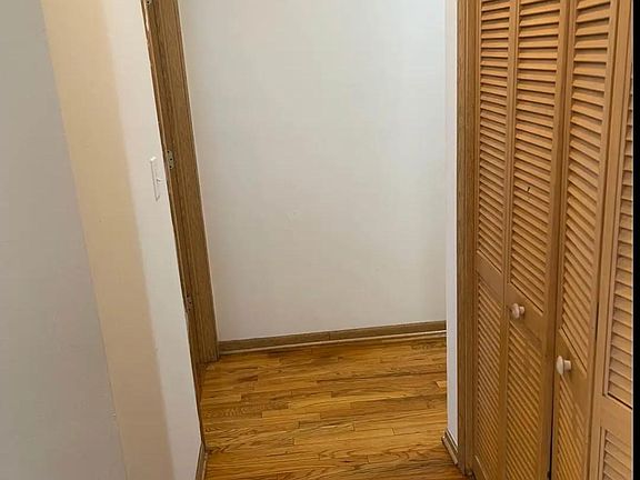 4th image of 4014 W Wilcox St Unit 3