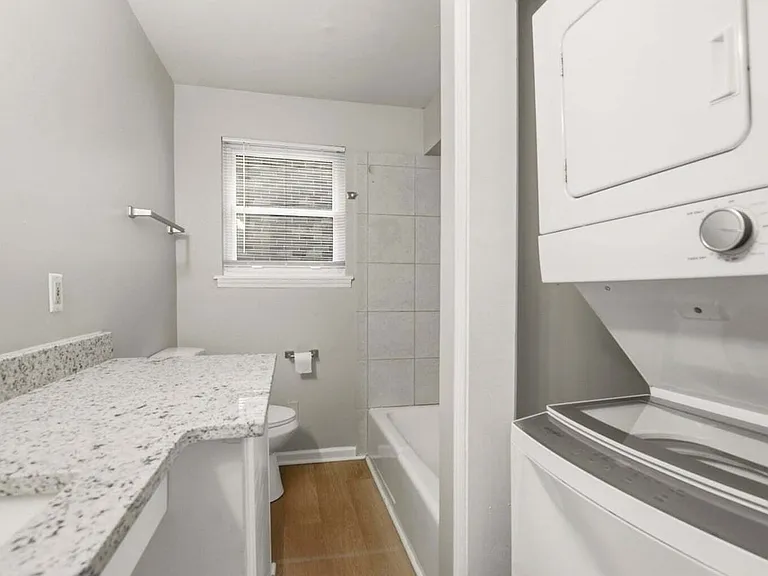 2107 Rondo St #107 — Photo 9