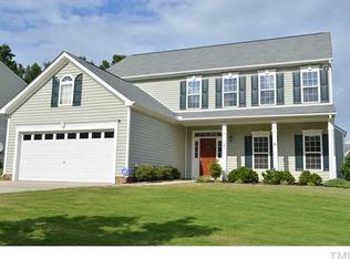 121 Wellspring Dr, Holly Springs, NC 27540