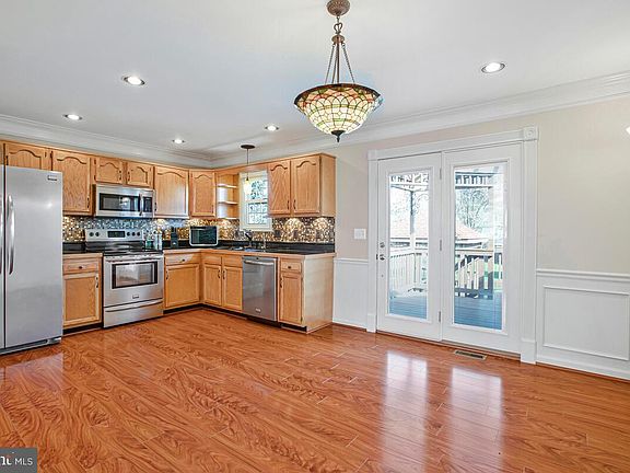 5th image of 6 Westview Ct
