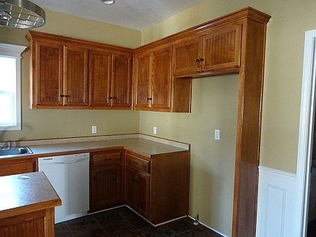 3rd image of 1138 Laramie St