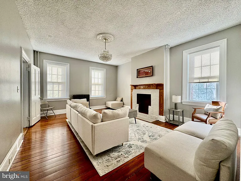 3210 Harford Rd — Photo 3