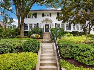 227 Hazel Dr, Pittsburgh, PA 15228