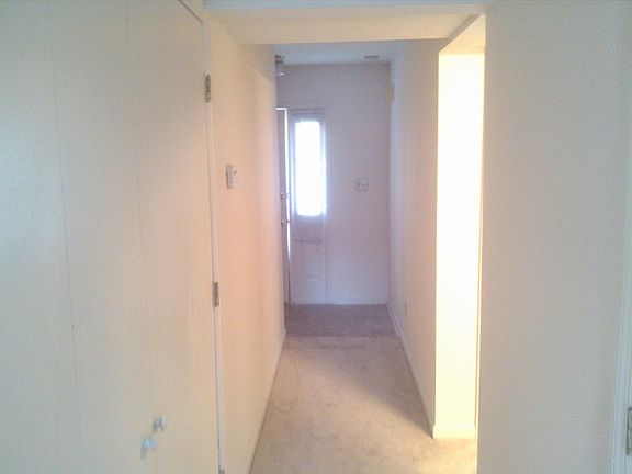 2nd image of 3550 Kenesaw Dr APT 50