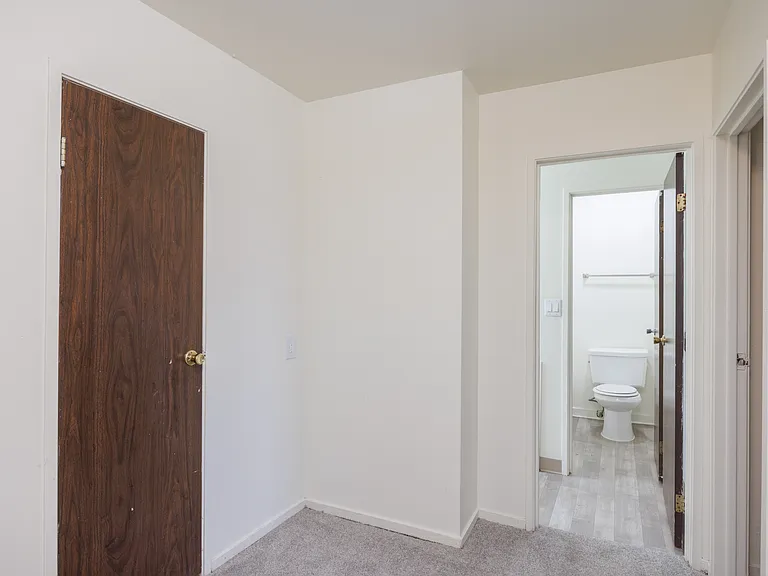 The Forum Apartments — Photo 10