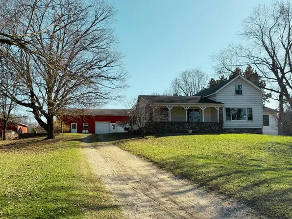 31581 26th Ave, Gobles, MI 49055
