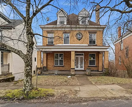 42 Watson Blvd Photo 1