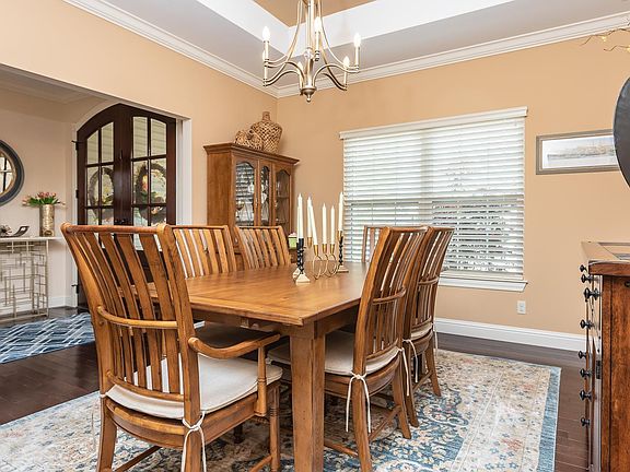 5th image of 501 Canyon Cove Ct