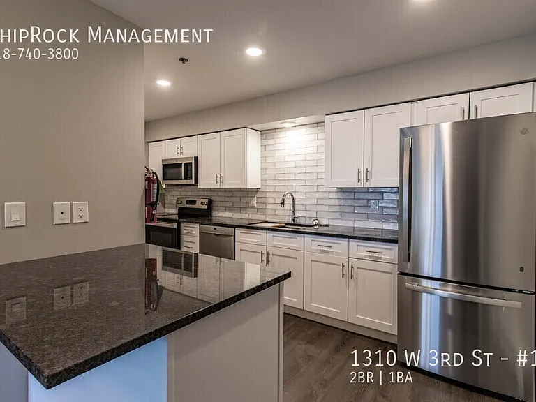 1310 W 3rd St #14 — Photo 7