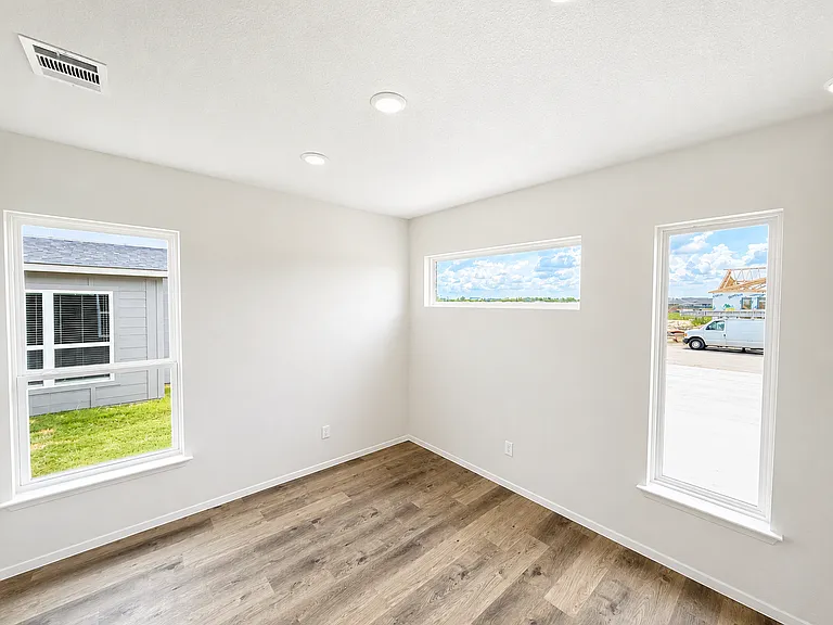 1615 Crooked River Ct — Photo 9