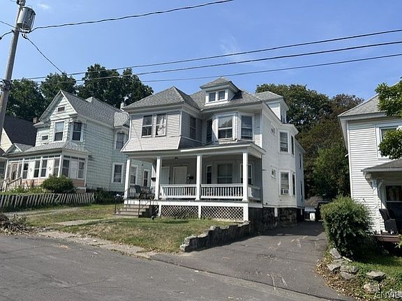 3rd image of 122-24 24 Reed Ave