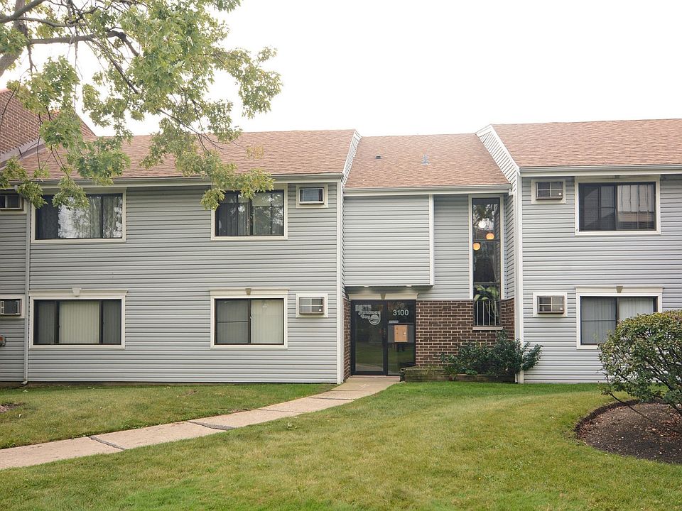 1st image of 3100 Bayside Dr Unit 5
