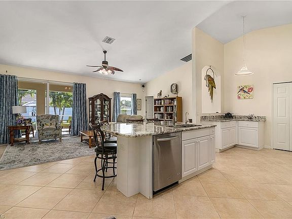 4th image of 1626 NW 19th St