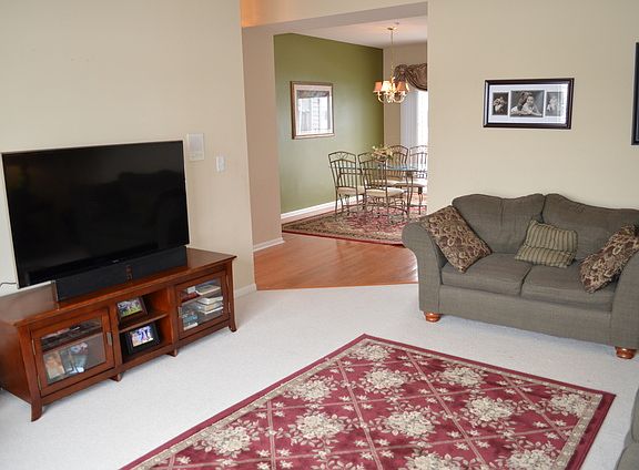 4th image of 1304 Manning Ave #1304