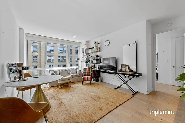 Rented by Triplemint | media 13