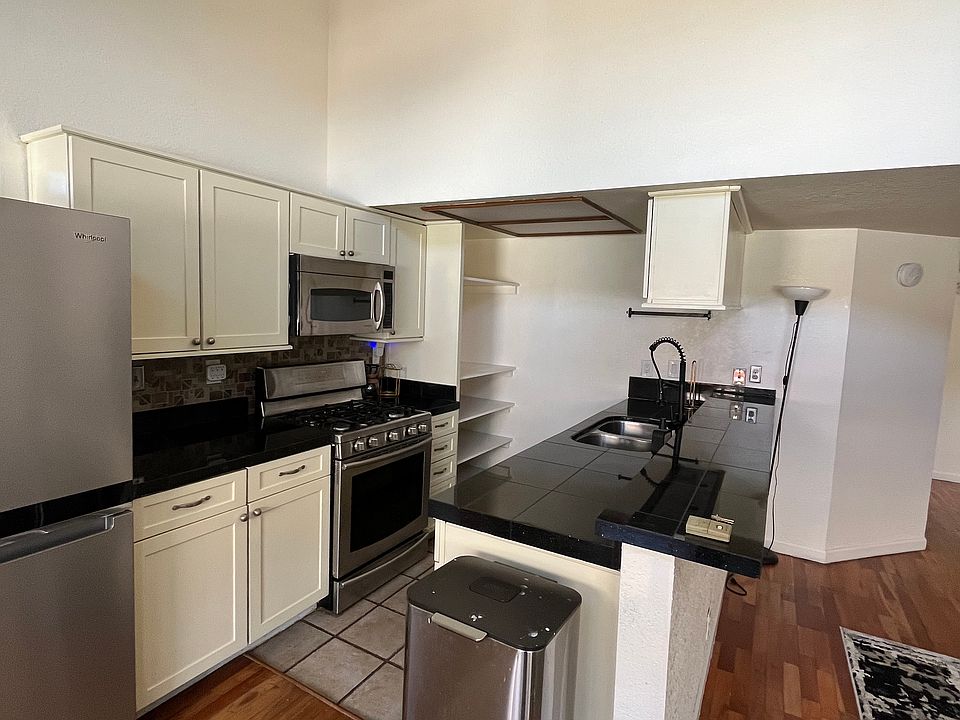 1st image of 15946 Vanowen St Unit 207