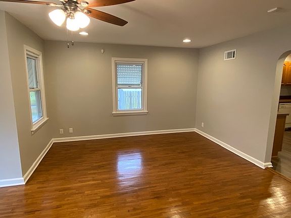 5th image of 1901 Lodge Ave