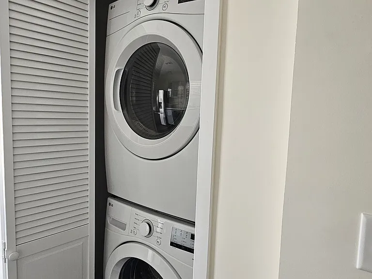80 Adams St #3 — Photo 9