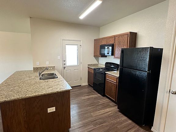 5th image of 3113 Ochiltree Dr #A