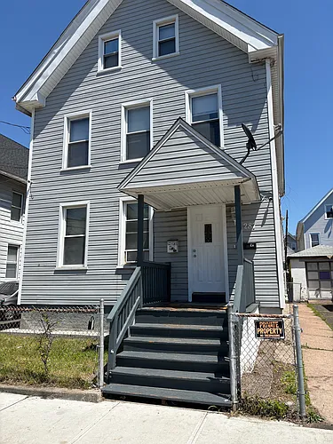 287 Lloyd St #2 Photo 1