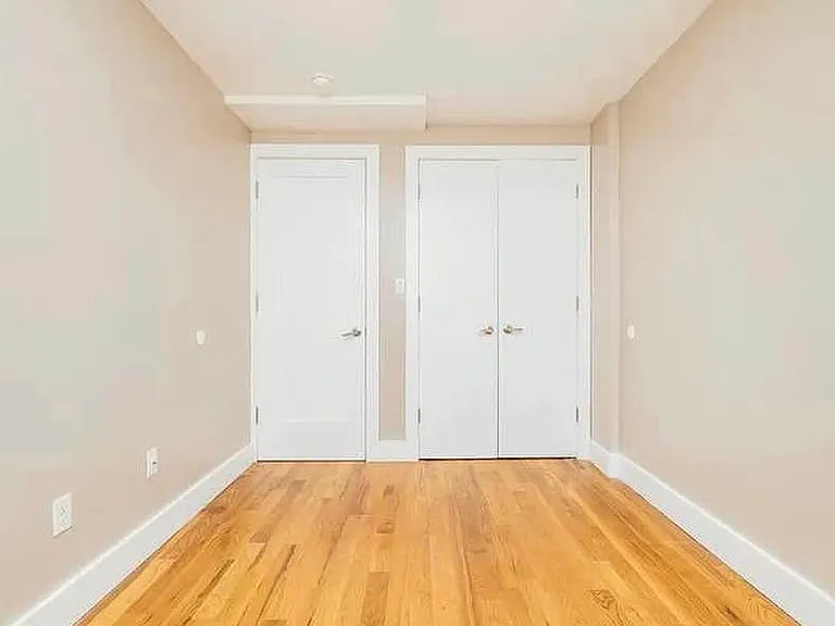 906 Greene Ave #1 — Photo 7