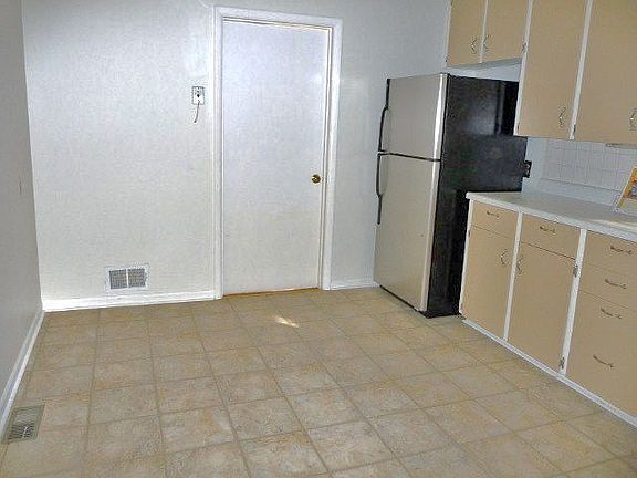Large Eat In Kitchen