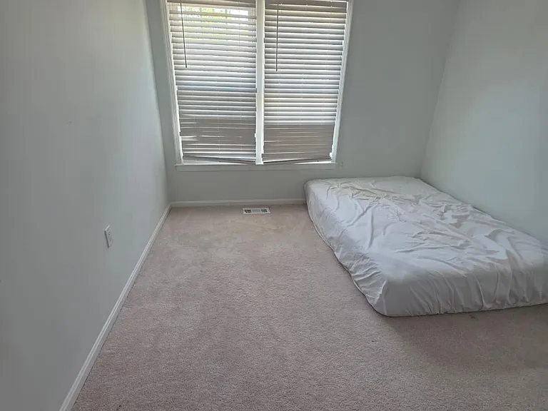 7550 Kousa Ln — Photo 9