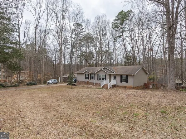 272 Lakeside Trl, Martin, GA 30557