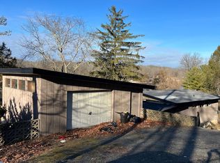 43 Shore Rd, Andover, NJ 07821