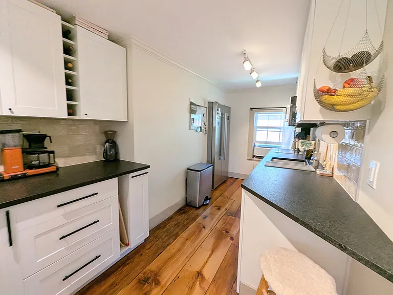 164 Danforth St #3 — Photo 7