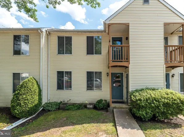 18 Kittery Ct, Sellersville, PA 18960