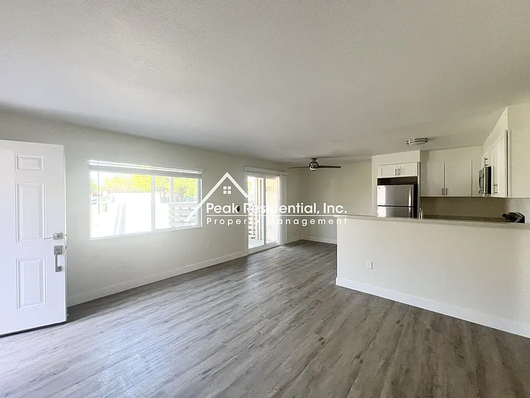 Gardenside Apartments — Photo 4
