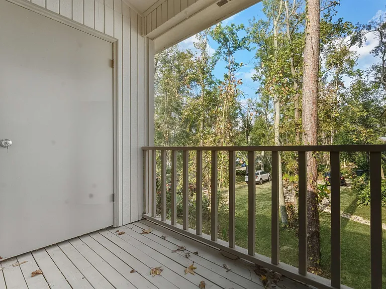 2900 Woodrich Dr #202 — Photo 23