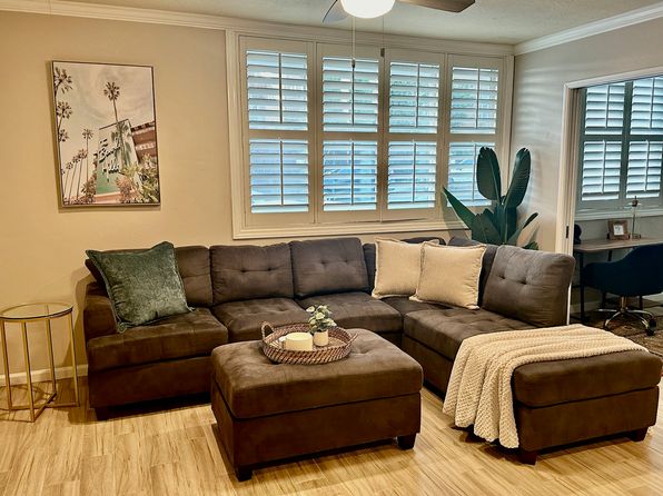 1907 Robinson Ave UNIT 210