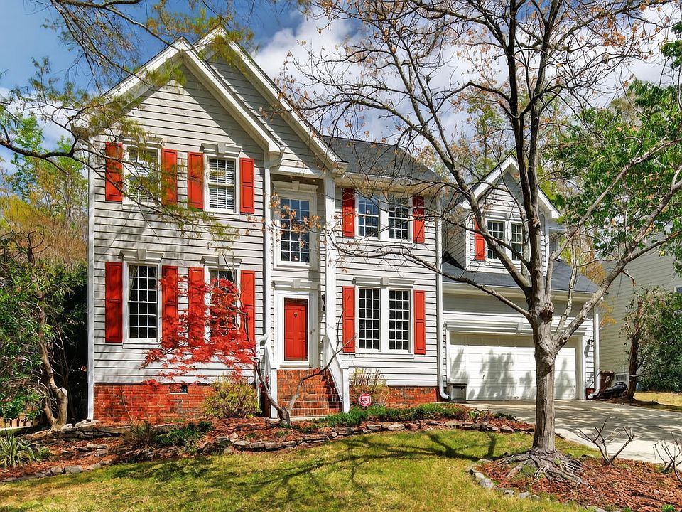 1st image of 136 Swan Quarter Dr
