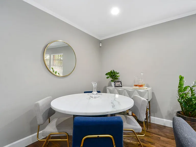 520 Broadway Ave #2 — Photo 8