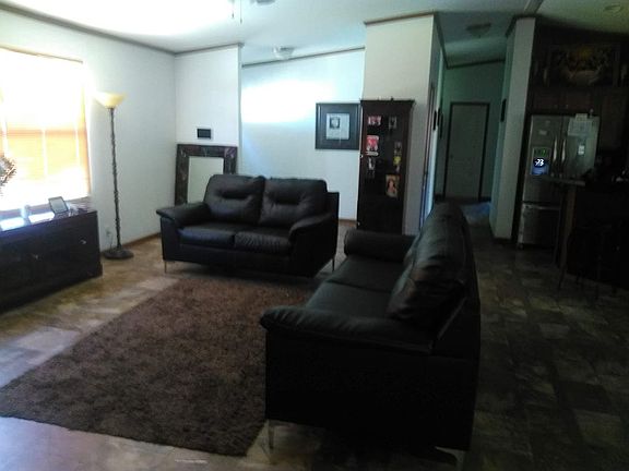 2nd image of 4301 N Mark Twain Ave