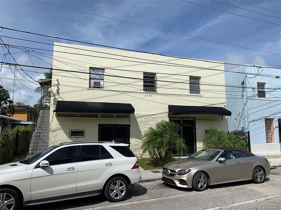 1st image of 3741 Grand Ave #12