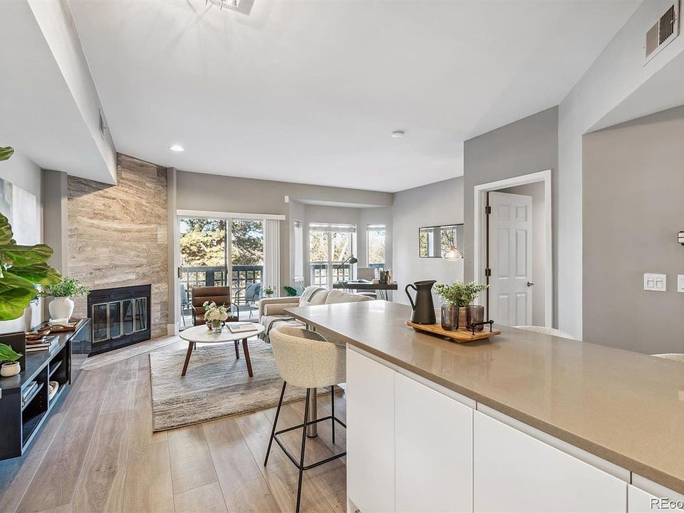 1st image of 1000 E 1st Avenue #205