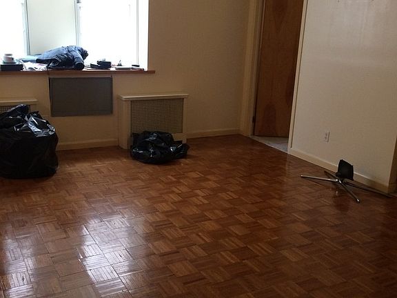 3rd image of 2566 12th St APT 3F