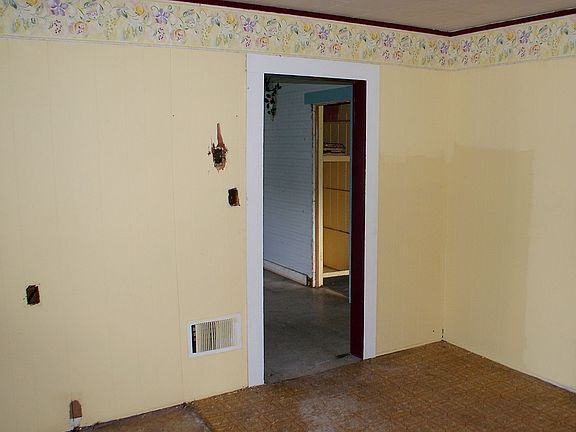5th image of 1311 Crescent Ave