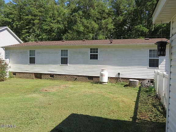 3rd image of 145 Hollis Drive