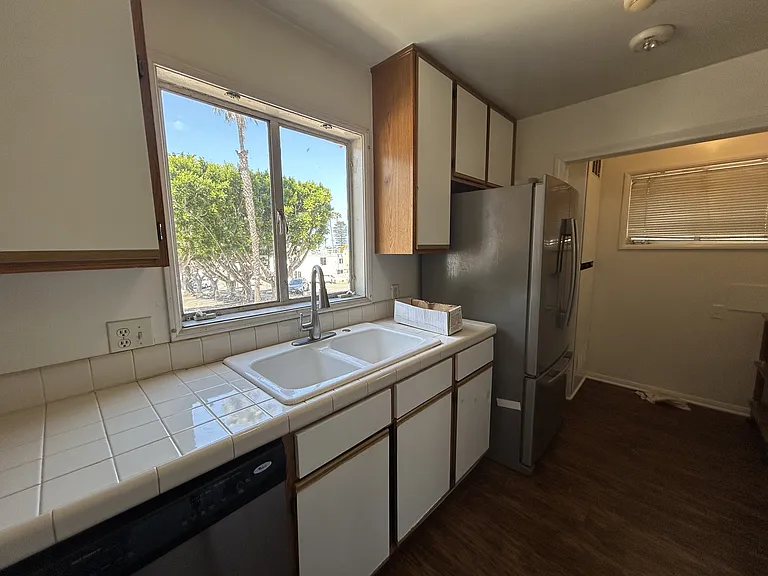 901 Pier View Way #A — Photo 23